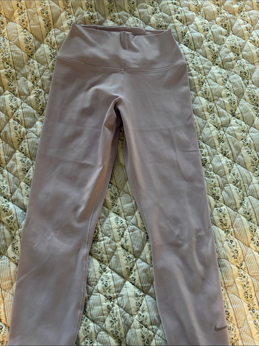 Nike Lavender High-Rise Leggings